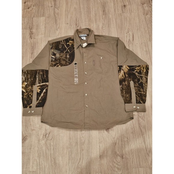 NWT Columbia Shooting Shirt Shoulder Timberwolf Men’s Sz Medium Tan Camo Hunting - Picture 1 of 11